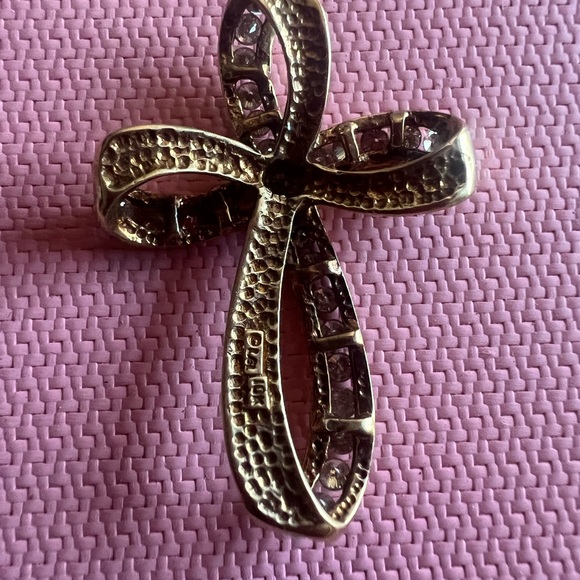 Elegant 10k Gold and Diamond Cross Pendant - Picture 4 of 5